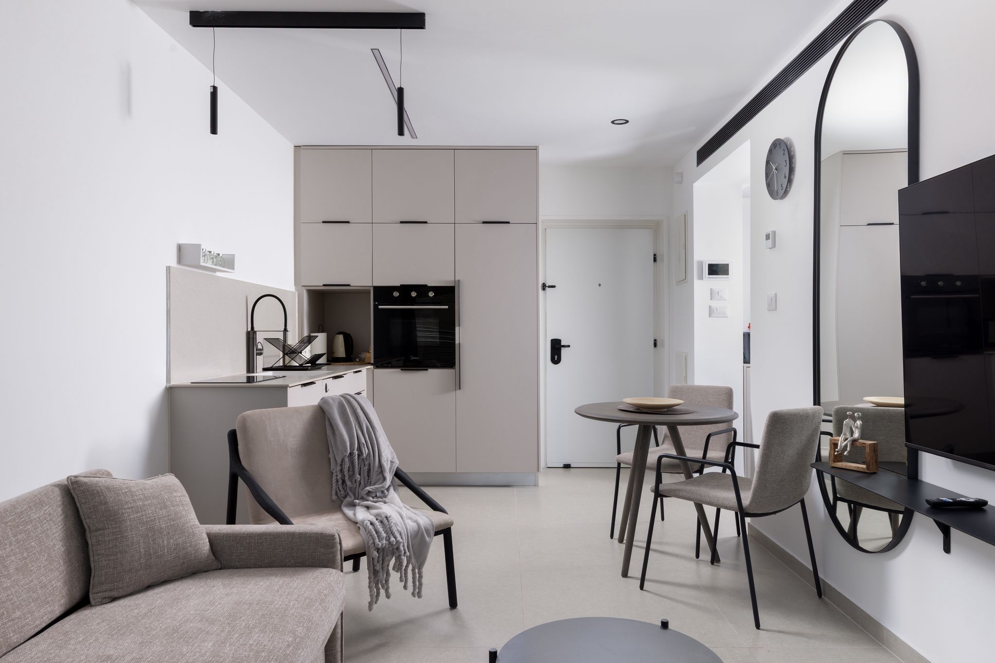 11f7ae59-49de-4896-80c0-8abf63c48b24