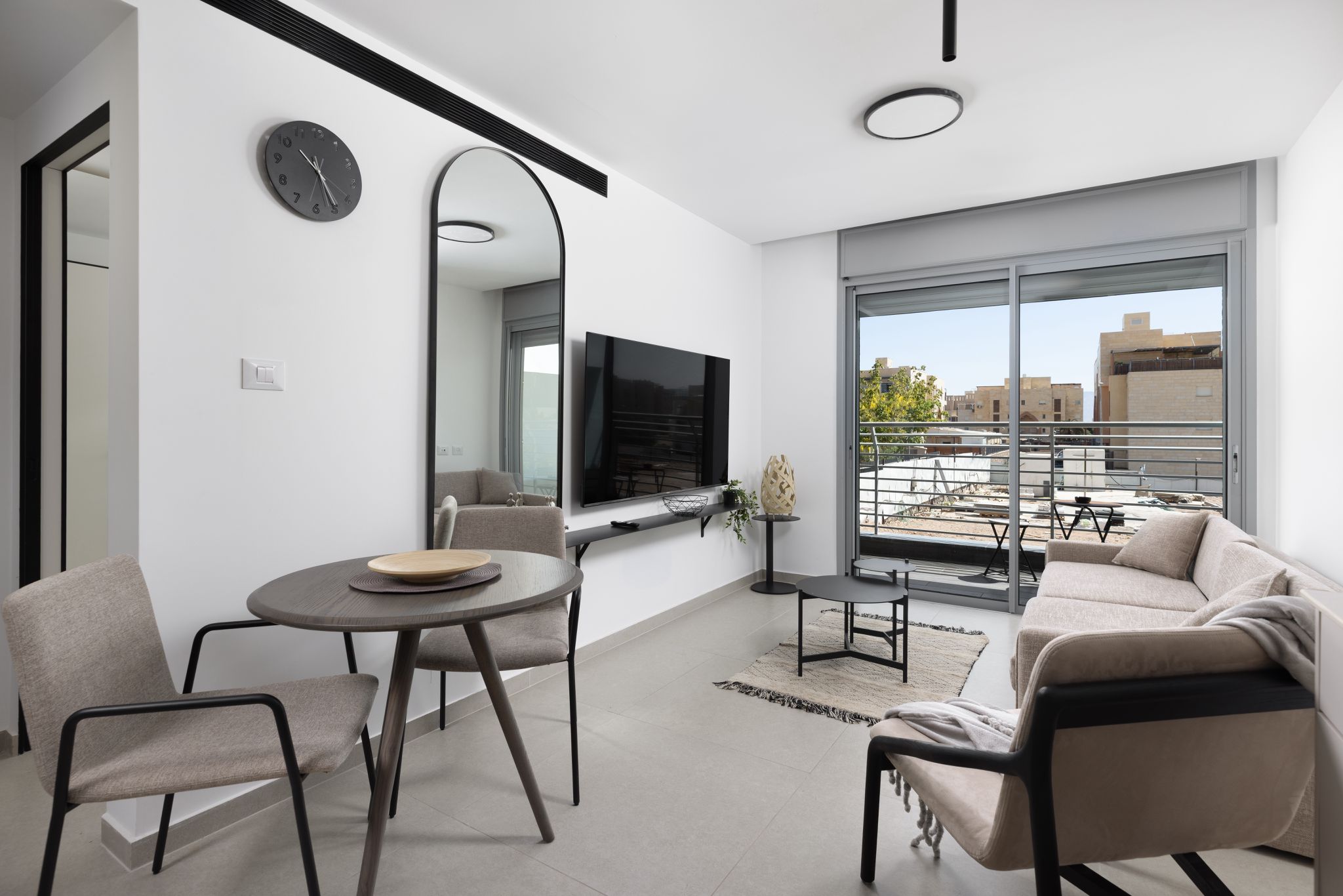 28f106fa-c5af-46d4-9969-22021904b0ad