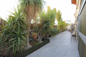 1dff2fe0-984c-4d4f-8105-938a0c9b07f6