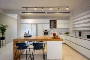 813b9512-dbbd-44e1-87d1-843be91143d7