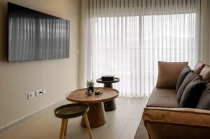 832d8bd7-b079-4c1b-9cc3-0260b882a543