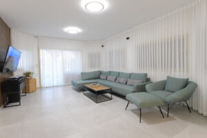 94ac1415-10ee-45a0-9f62-0db3b803e6ac