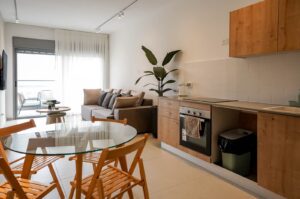 b2eaaff8-b966-4e2c-b7c7-3c9b86328ac8