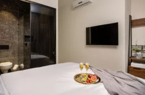 d45b77ca-fcf2-4d4a-b1ac-fac063acfa57